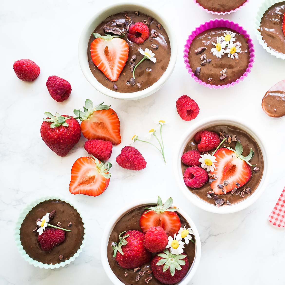 chocolate mousse with strawberries